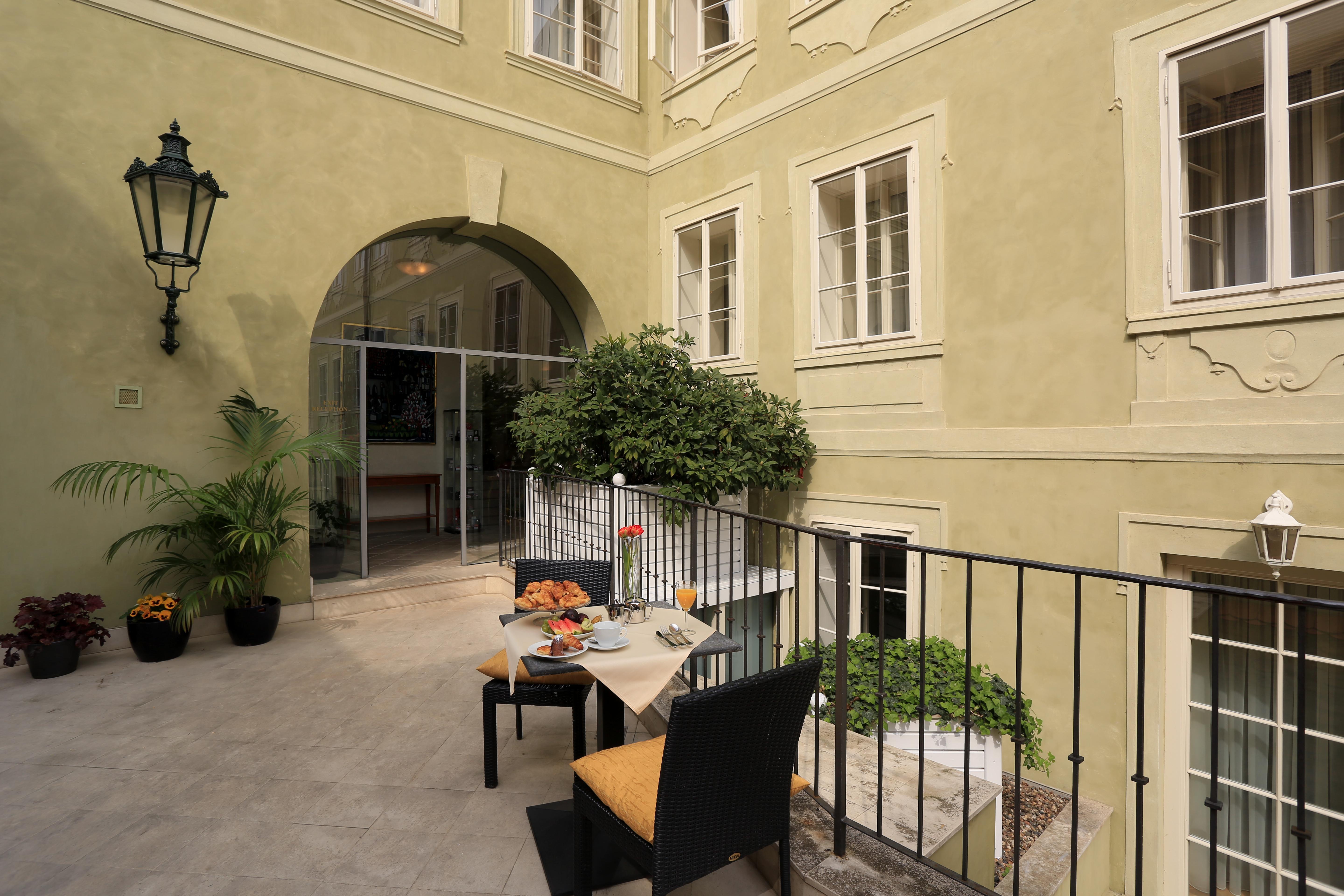 Appia Hotel Residences Prag Exterior foto