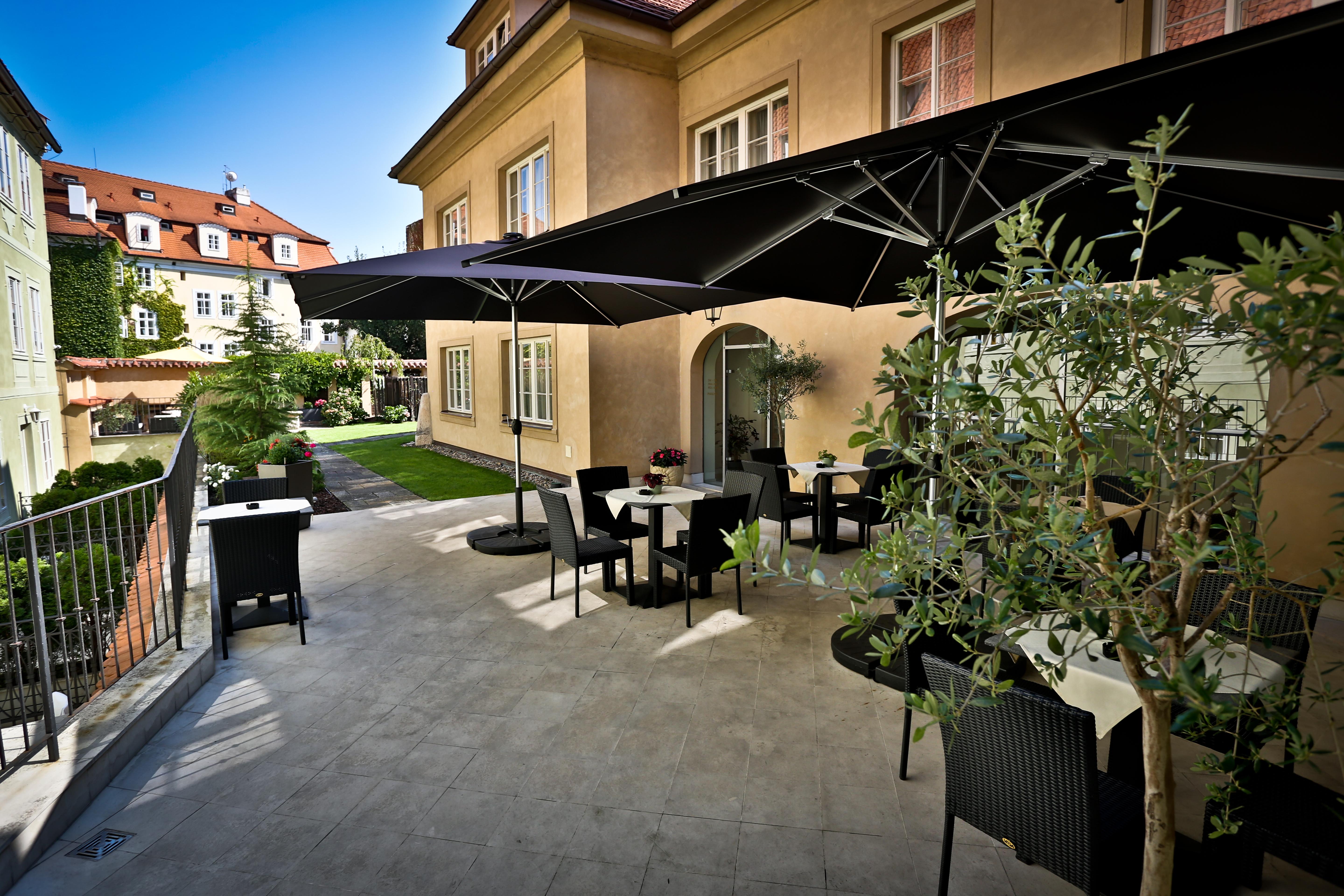 Appia Hotel Residences Prag Exterior foto