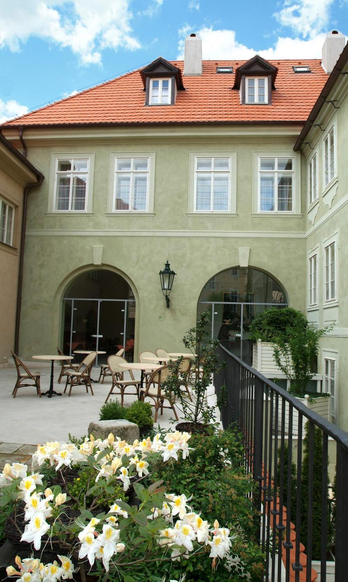 Appia Hotel Residences Prag Exterior foto